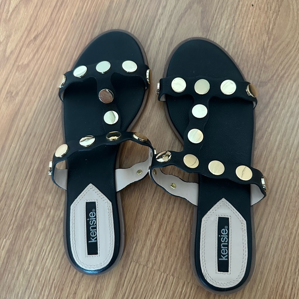Black sandals